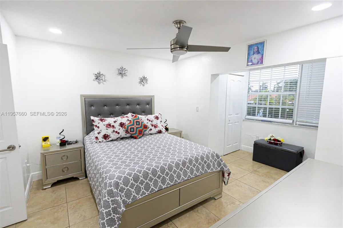 6217 SW 128th Pl, Miami FL 33183