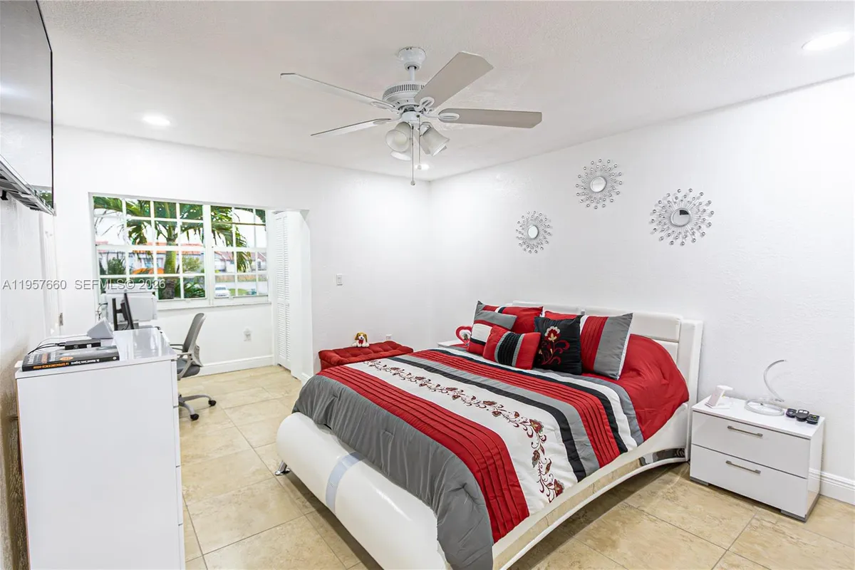 6217 SW 128th Pl, Miami FL 33183