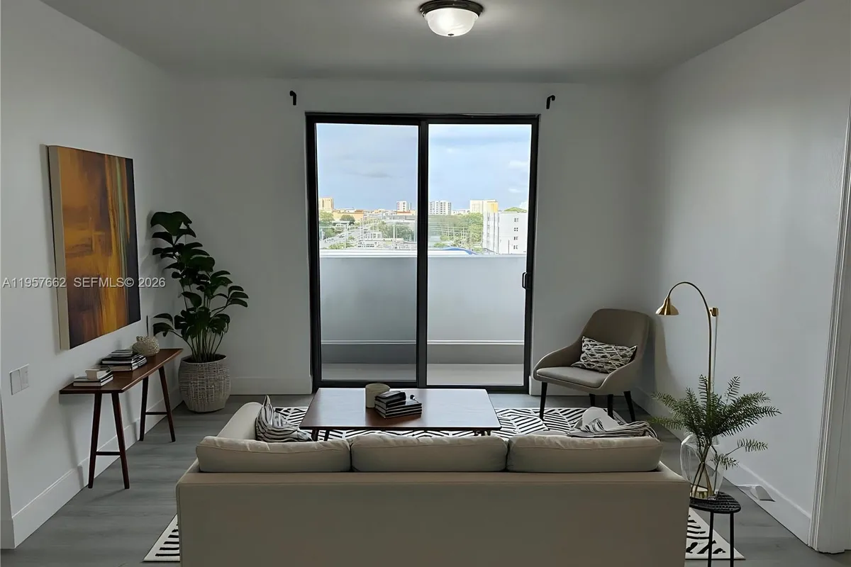 36 NW 6th Ave # 601, Miami FL 33128