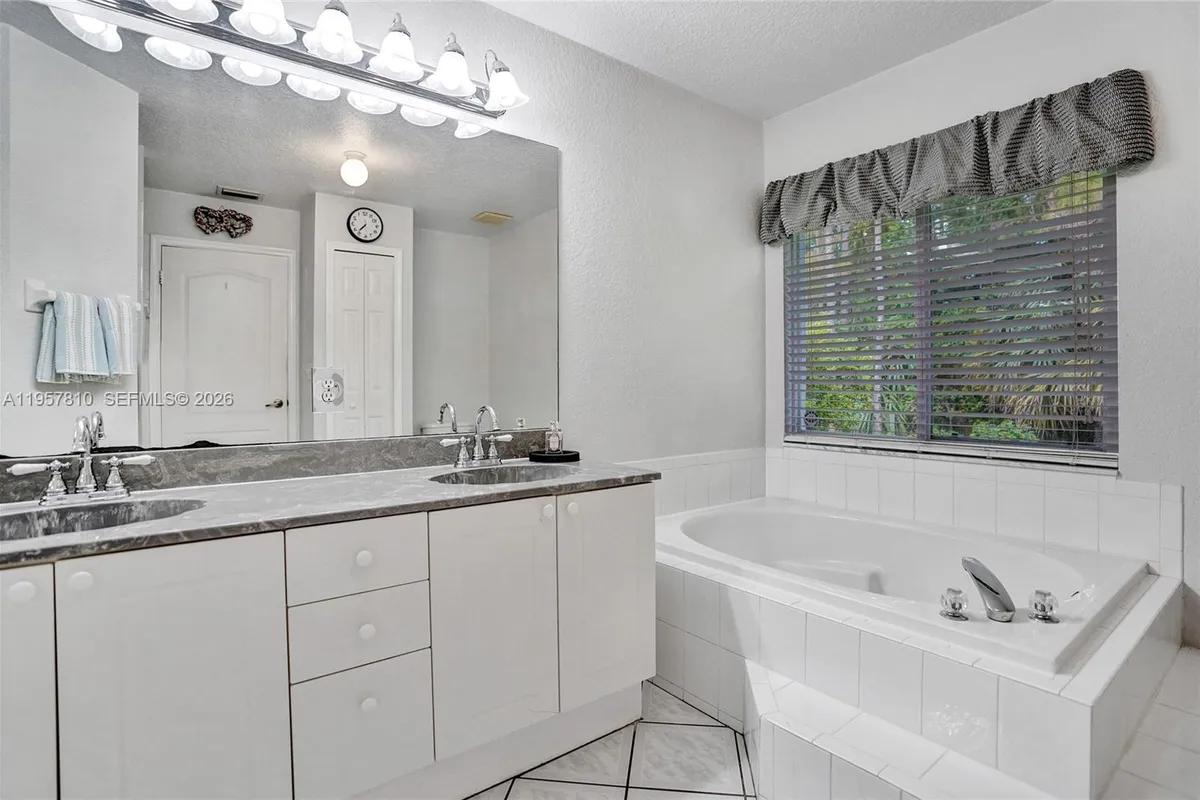 14808 N 69th St N, Loxahatchee FL 33470