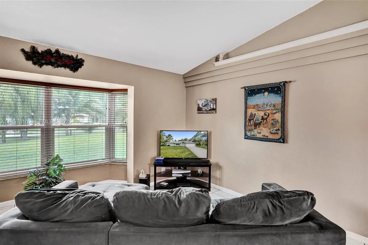 14808 N 69th St N, Loxahatchee FL 33470