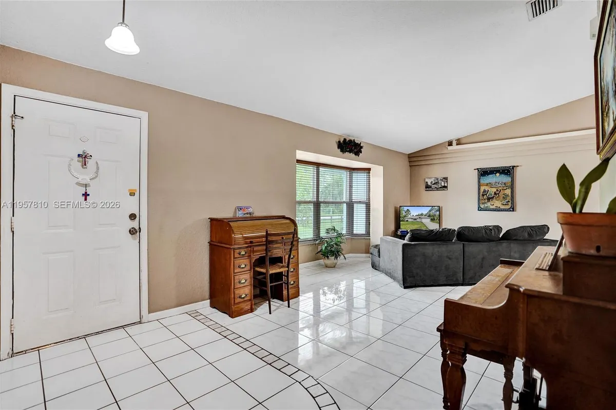 14808 N 69th St N, Loxahatchee FL 33470