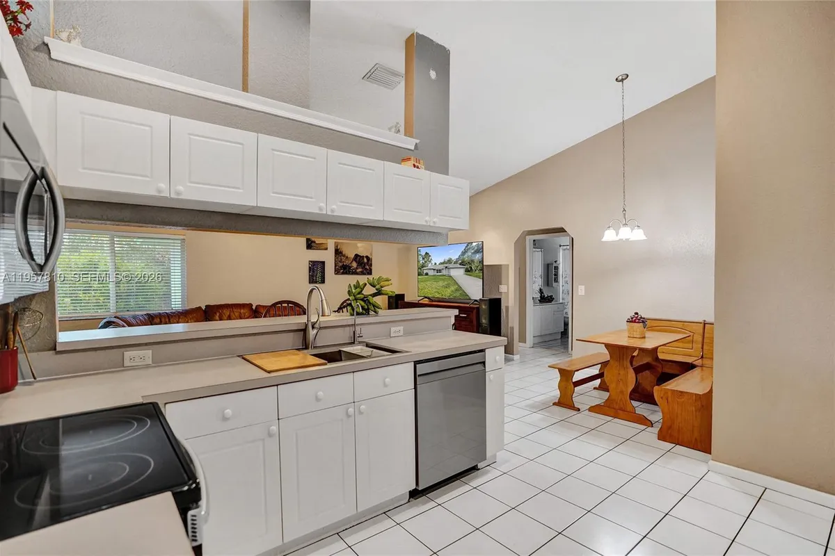 14808 N 69th St N, Loxahatchee FL 33470