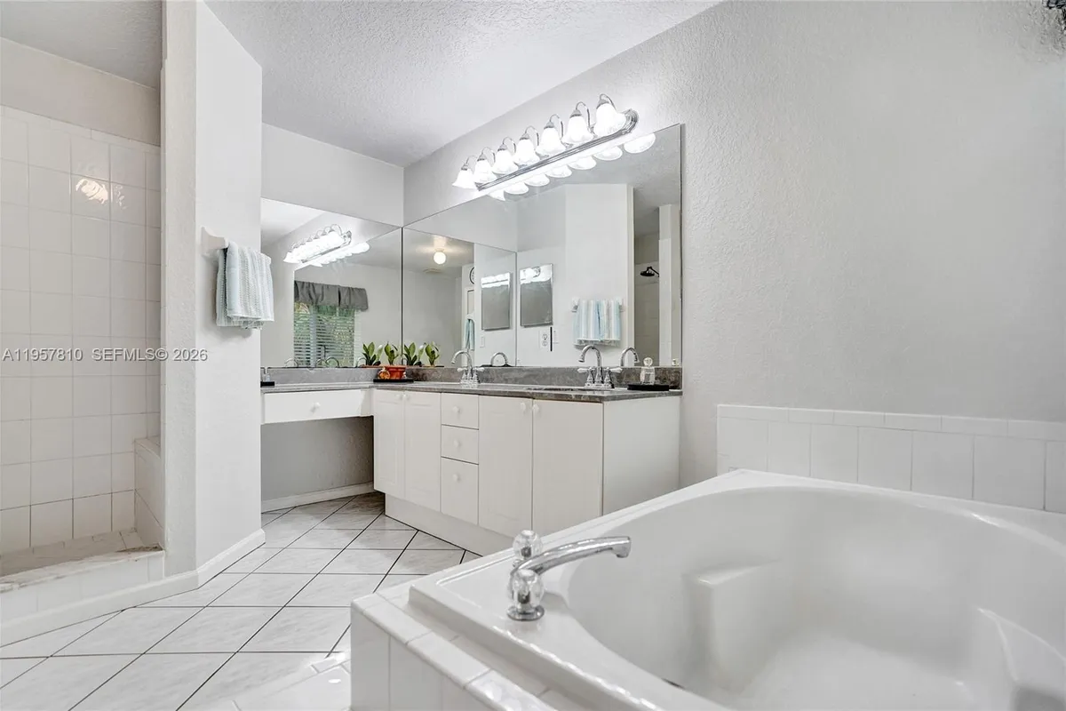 14808 N 69th St N, Loxahatchee FL 33470