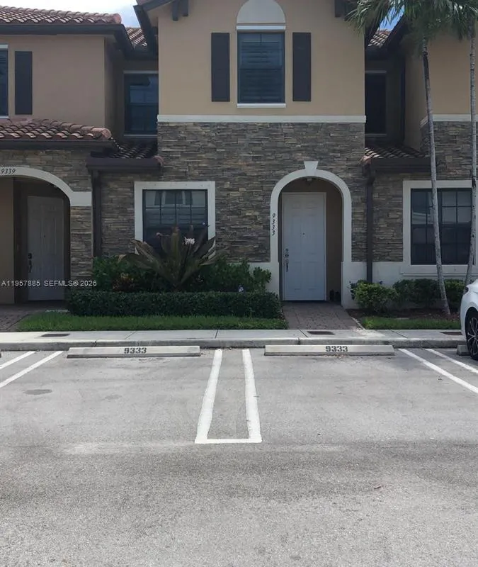 9333 W 33rd Lane # 9333, Hialeah Gardens FL 33018