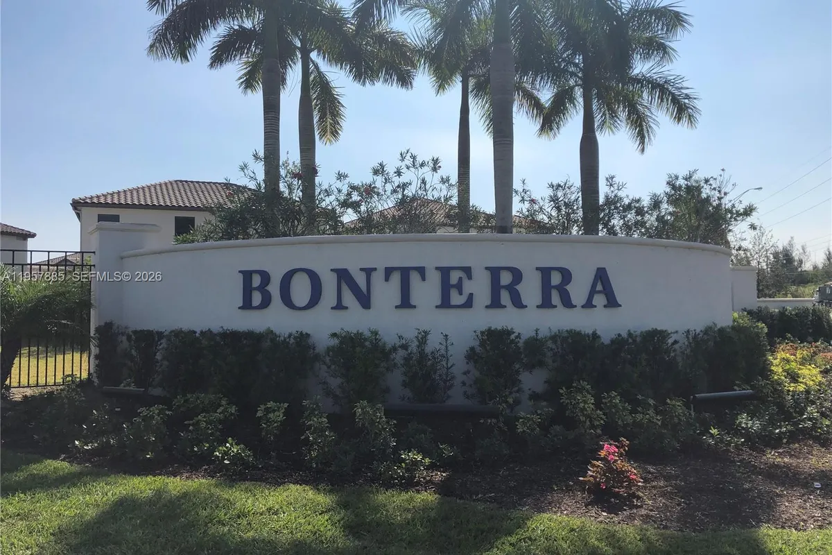 9333 W 33rd Lane # 9333, Hialeah Gardens FL 33018