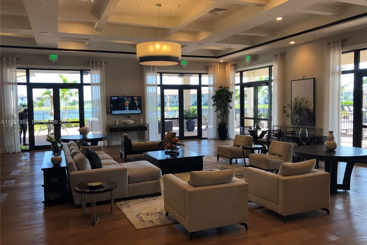 9333 W 33rd Lane # 9333, Hialeah Gardens FL 33018