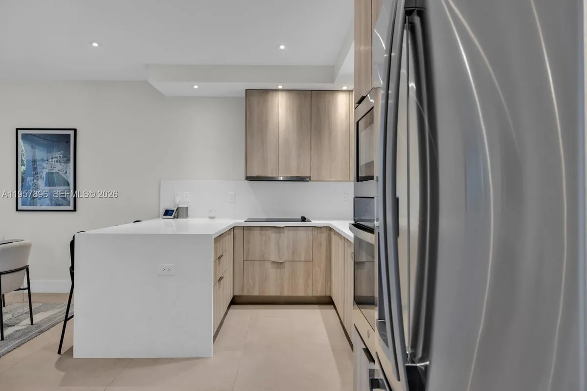 2851 SW 33rd Ct # 2851, Miami FL 33133