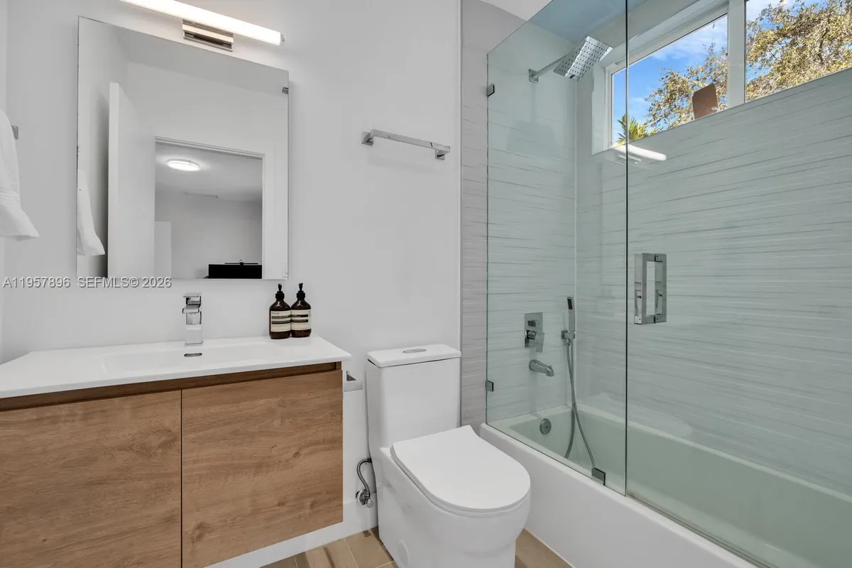 2851 SW 33rd Ct # 2851, Miami FL 33133