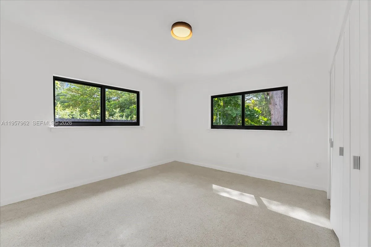 7132 SW 65th Ave, South Miami FL 33143