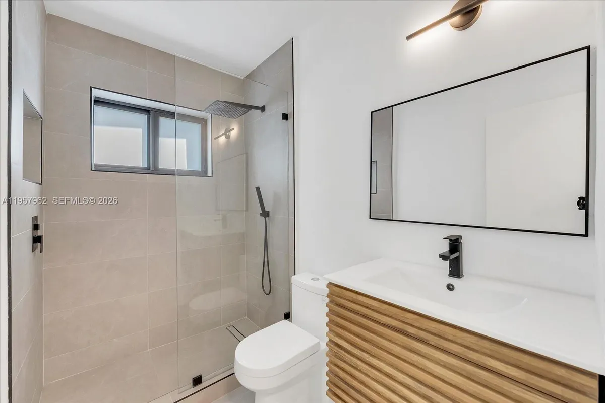 7132 SW 65th Ave, South Miami FL 33143