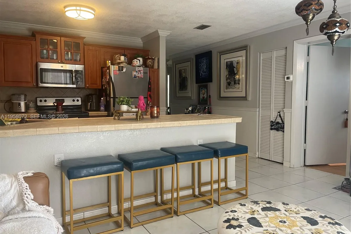 8851 NW 119th St # 6102, Hialeah Gardens FL 33018