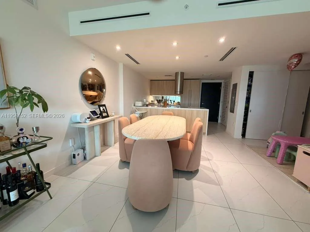 9901 W Bay Harbor Dr # 405, Bal Harbour FL 33154