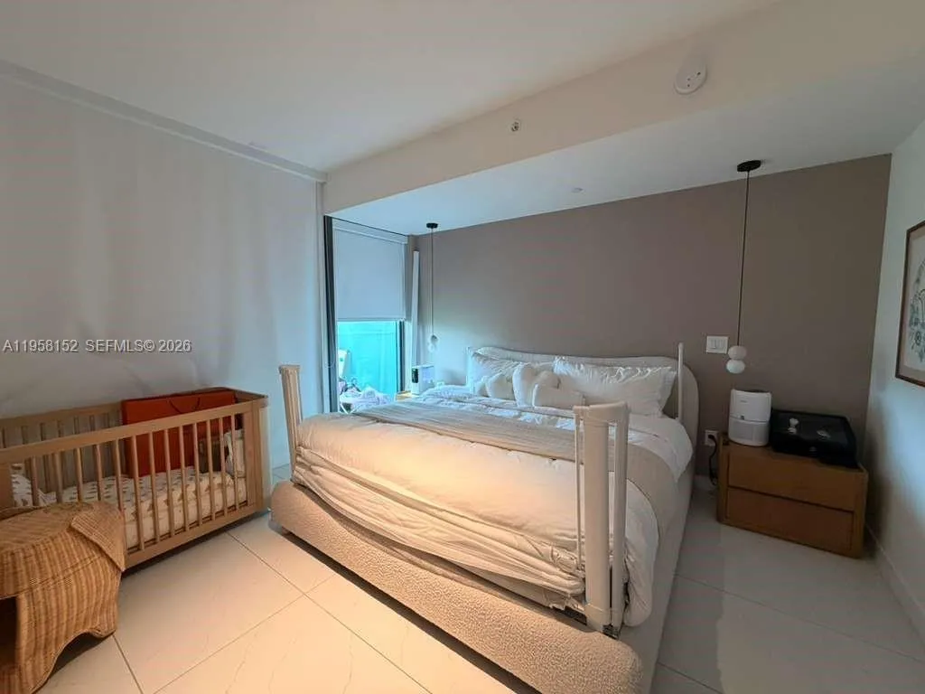 9901 W Bay Harbor Dr # 405, Bal Harbour FL 33154