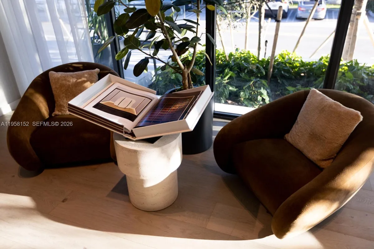 9901 W Bay Harbor Dr # 405, Bal Harbour FL 33154