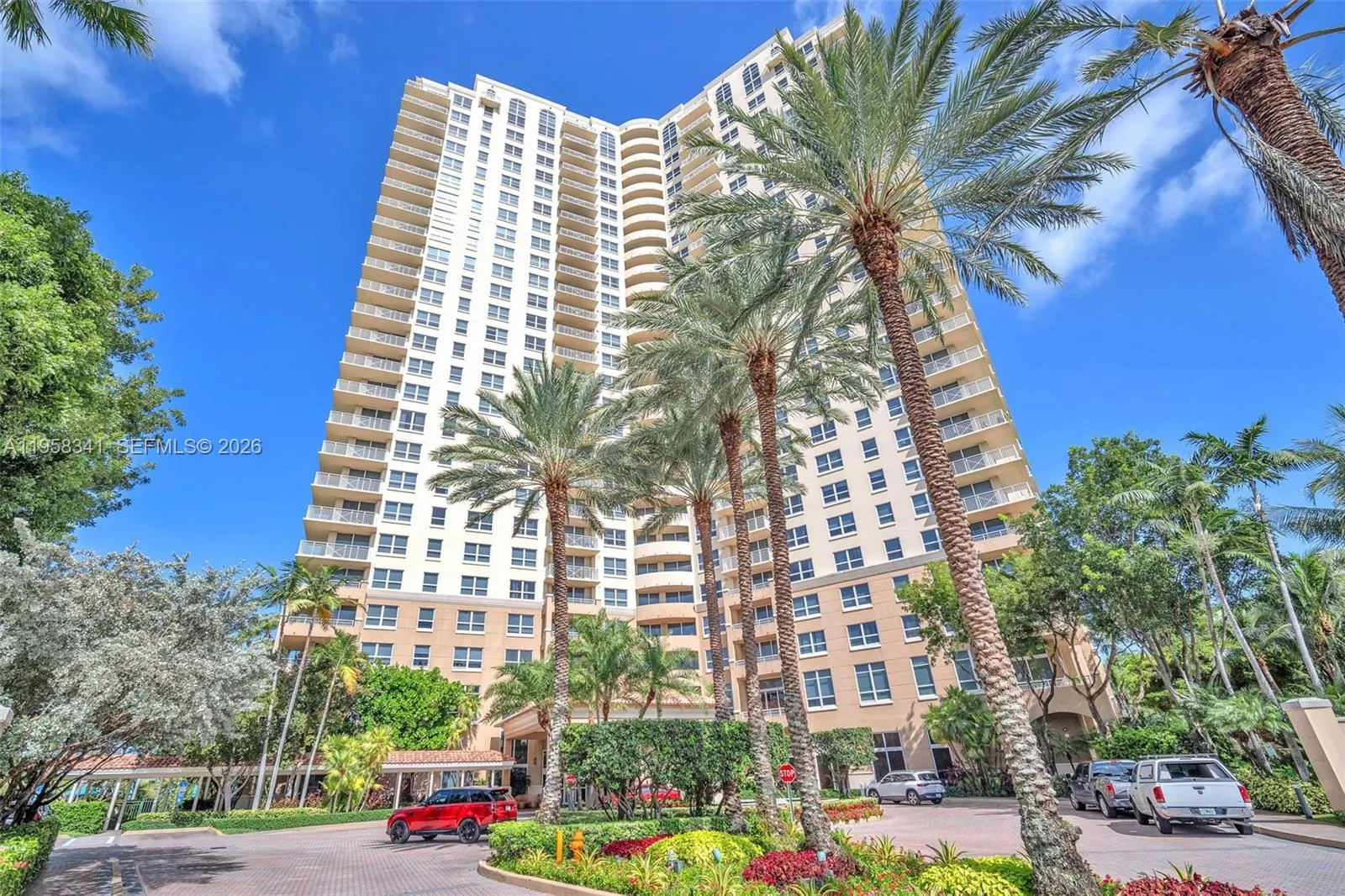19501 W Country Club Dr # 2011, Aventura FL 33180