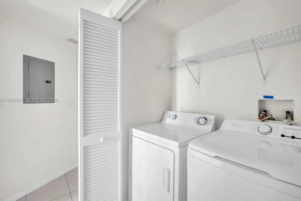 19501 W Country Club Dr # 2011, Aventura FL 33180