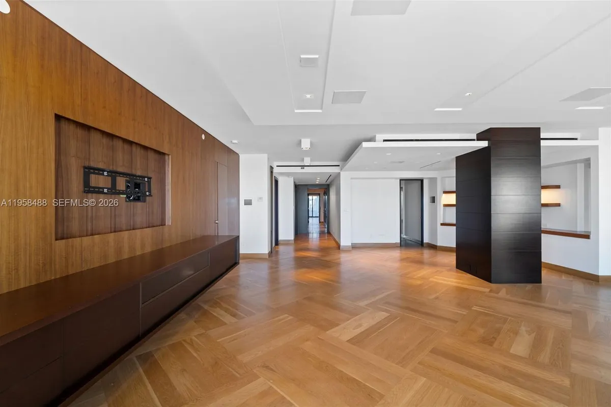 9999 Collins Ave # 3E, Bal Harbour FL 33154