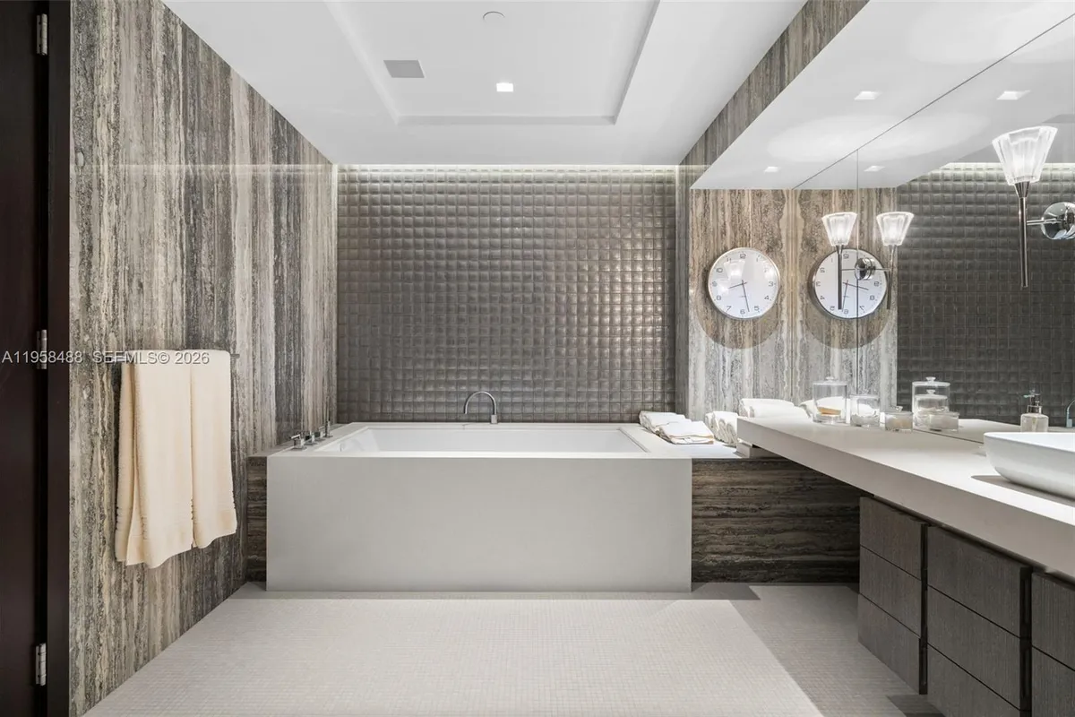 9999 Collins Ave # 3E, Bal Harbour FL 33154