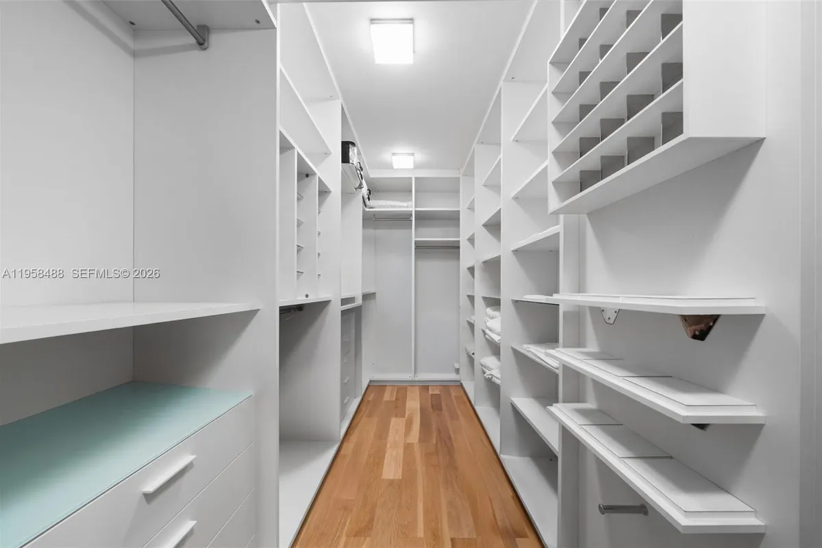 9999 Collins Ave # 3E, Bal Harbour FL 33154