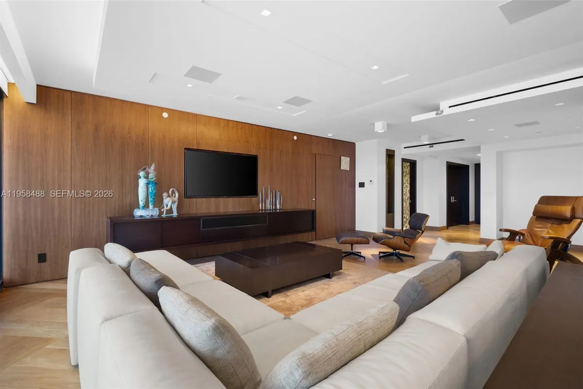 9999 Collins Ave # 3E, Bal Harbour FL 33154