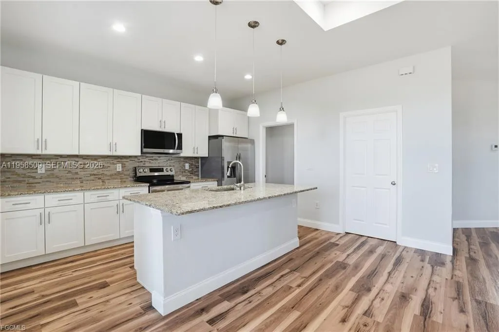 518 braelyn st, La Belle FL 33935