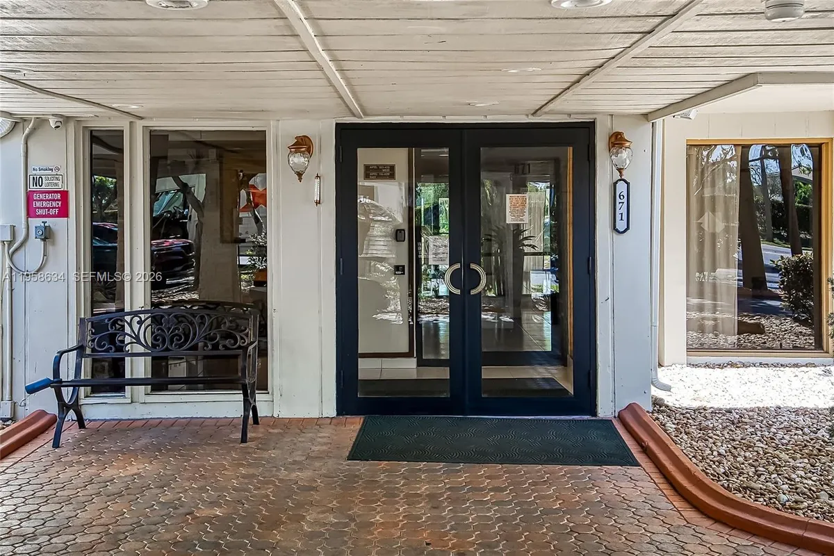 671 NE 195th St # 111E, Miami FL 33179