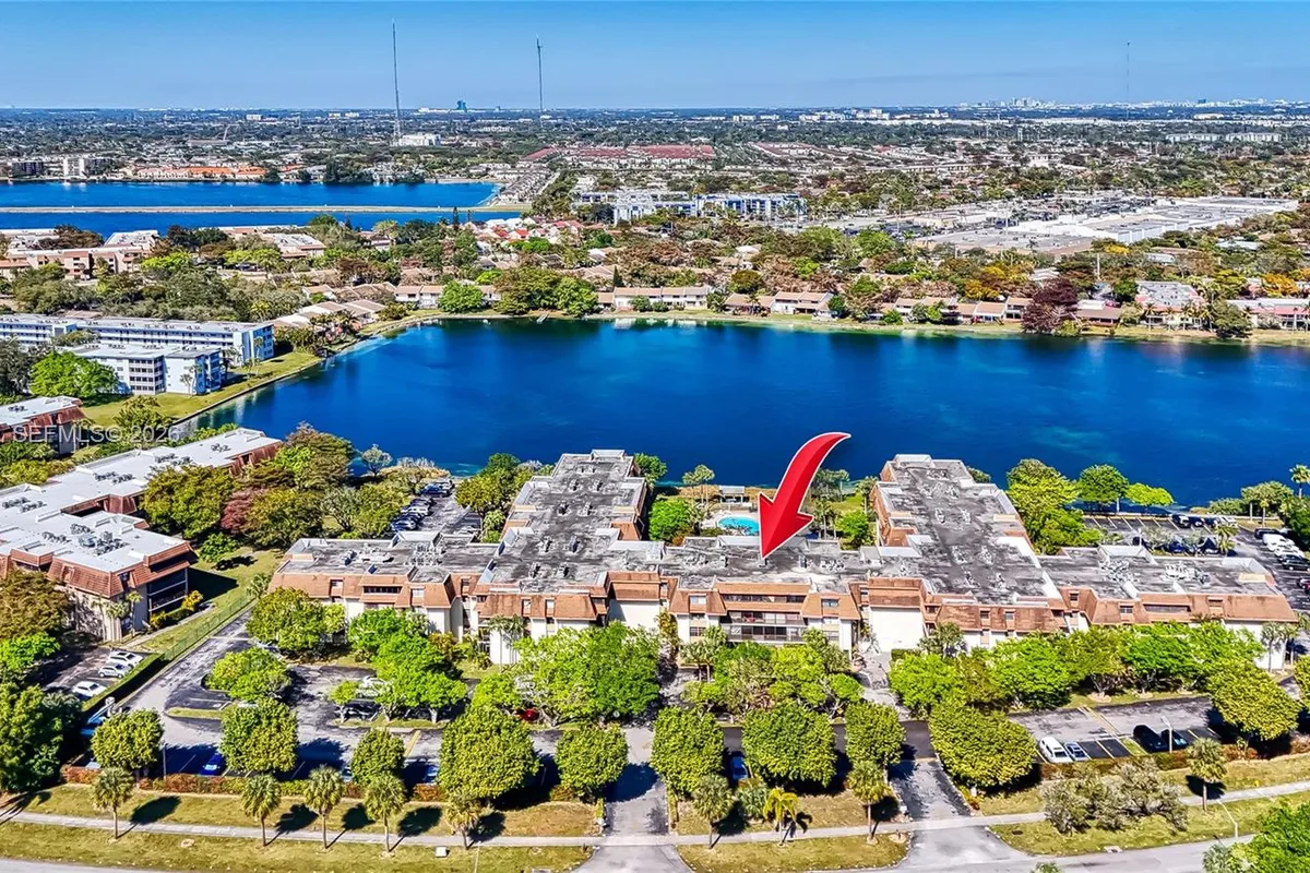 671 NE 195th St # 111E, Miami FL 33179