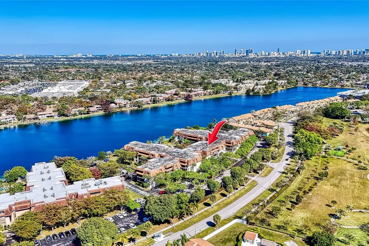 671 NE 195th St # 111E, Miami FL 33179