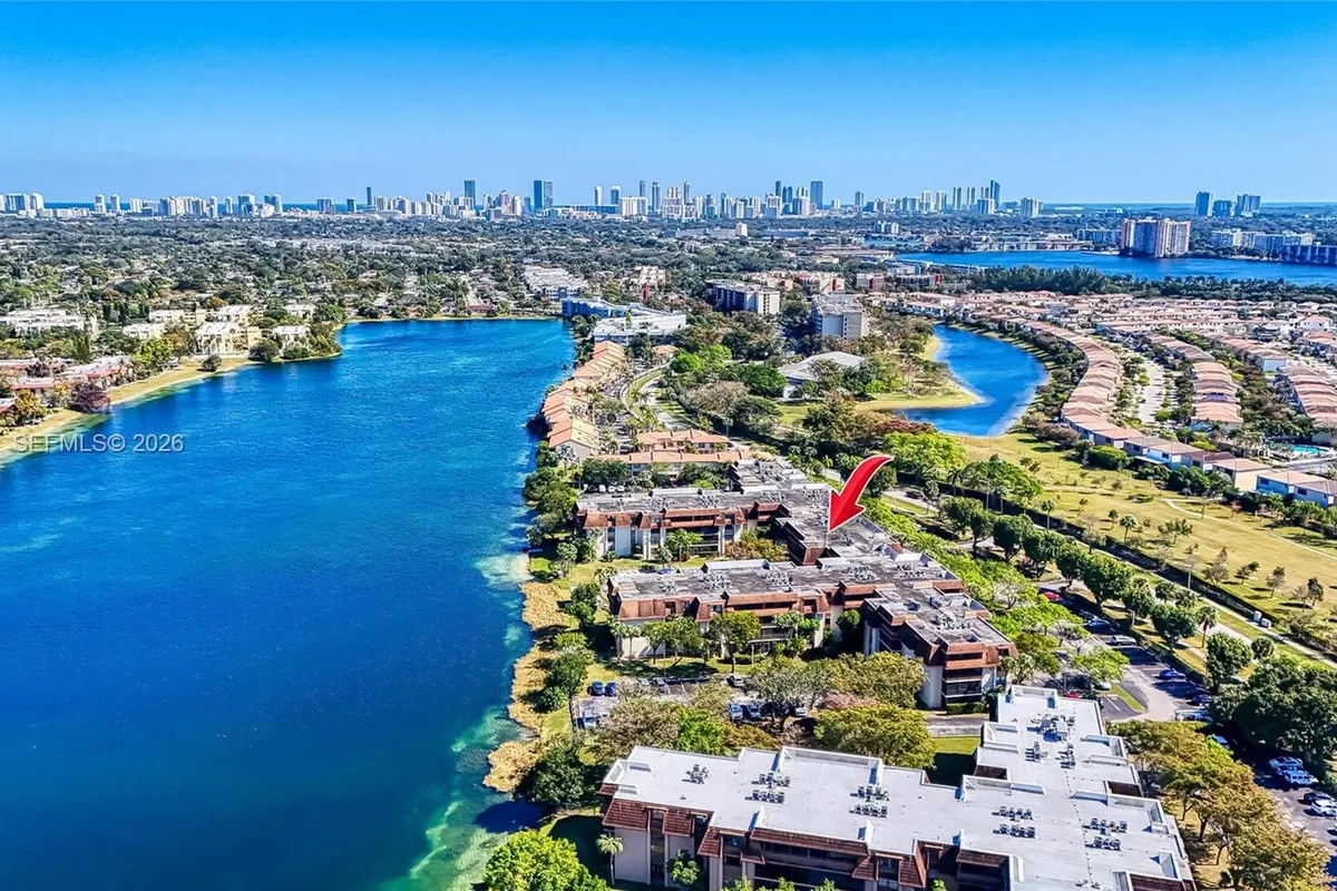 671 NE 195th St # 111E, Miami FL 33179