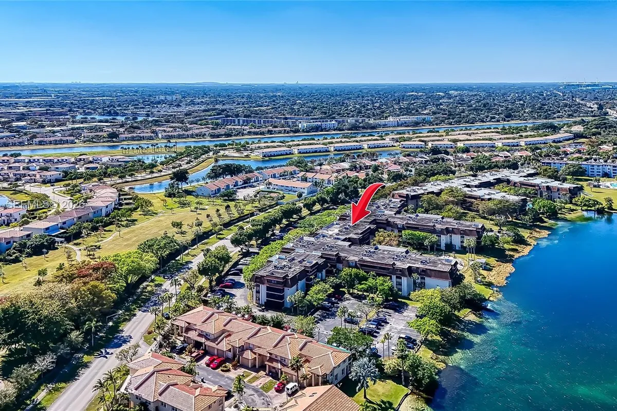 671 NE 195th St # 111E, Miami FL 33179