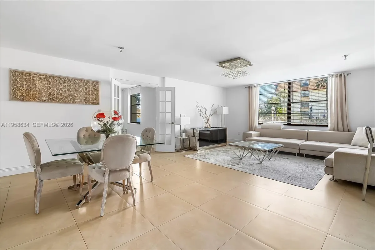 671 NE 195th St # 111E, Miami FL 33179