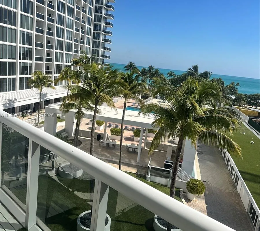 10275 Collins Ave # 420, Bal Harbour FL 33154