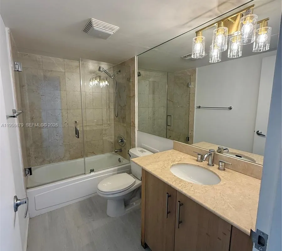 10275 Collins Ave # 420, Bal Harbour FL 33154