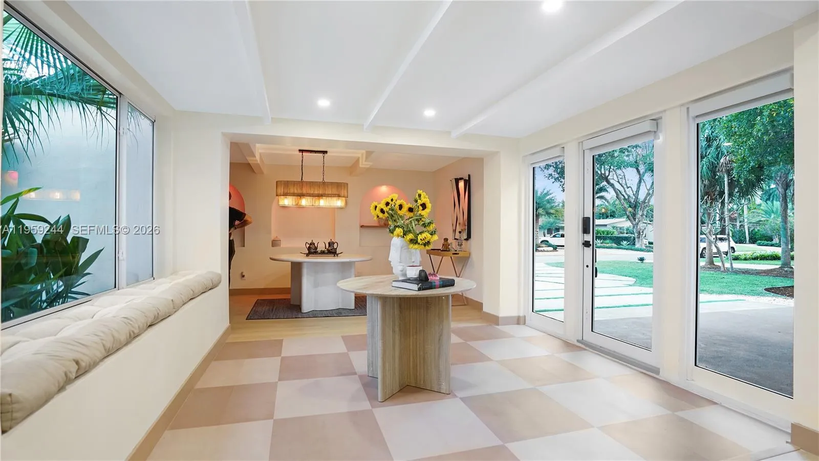 2749 NE 10th Ave, Wilton Manors FL 33334