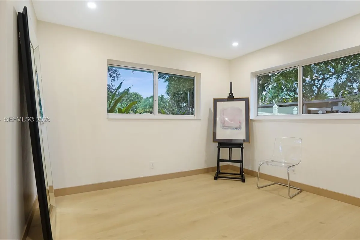 2749 NE 10th Ave, Wilton Manors FL 33334