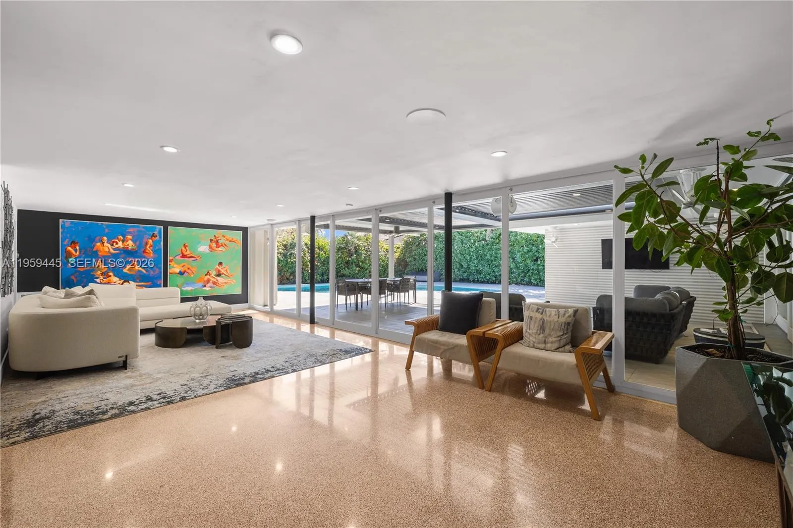 1040 NE 86th St, Miami FL 33138