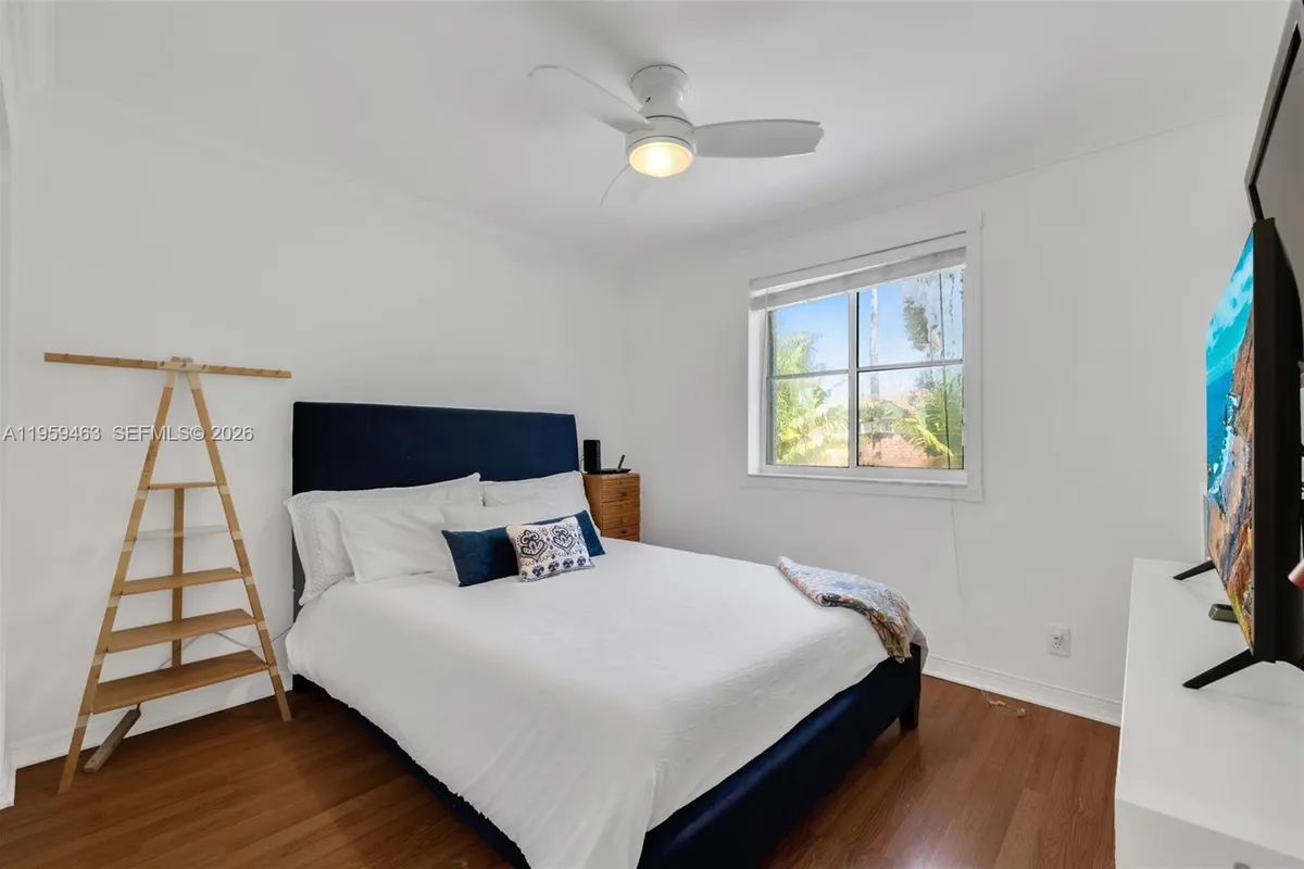 636 Vista Meadows Dr, Weston FL 33327