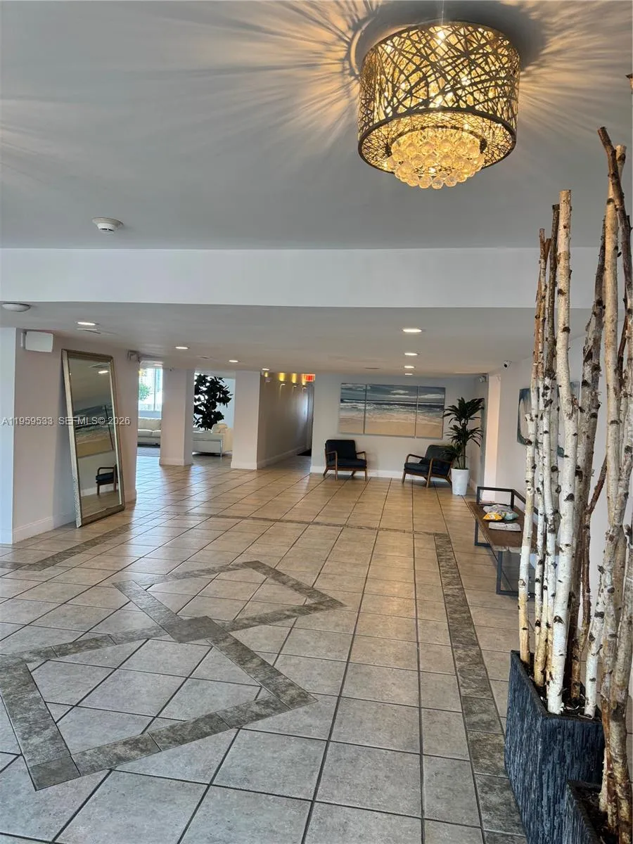 2821 N Miami Beach Blvd # 3A, North Miami Beach FL 33160