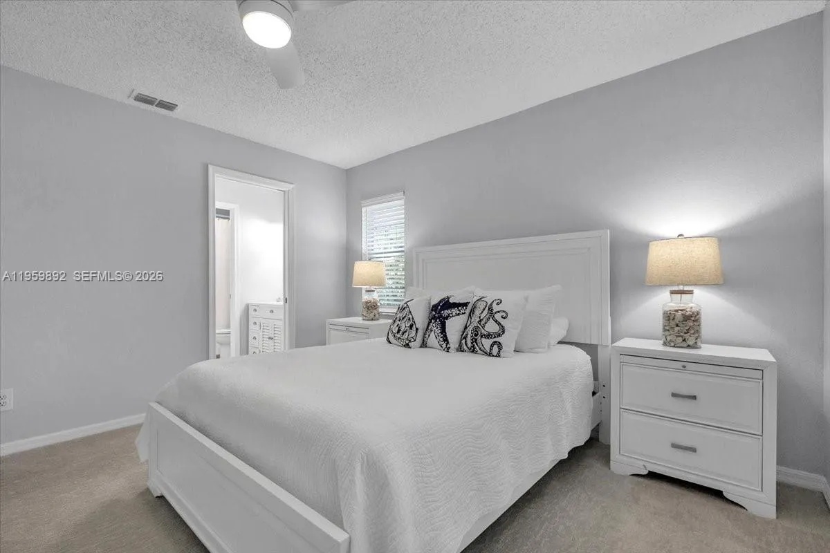 280 Timber Lake Cir # 201, Naples FL 34104