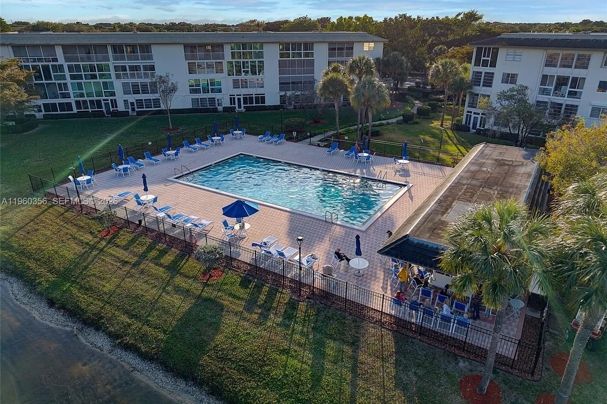 1803 Eleuthera Pt # G4, Coconut Creek FL 33066