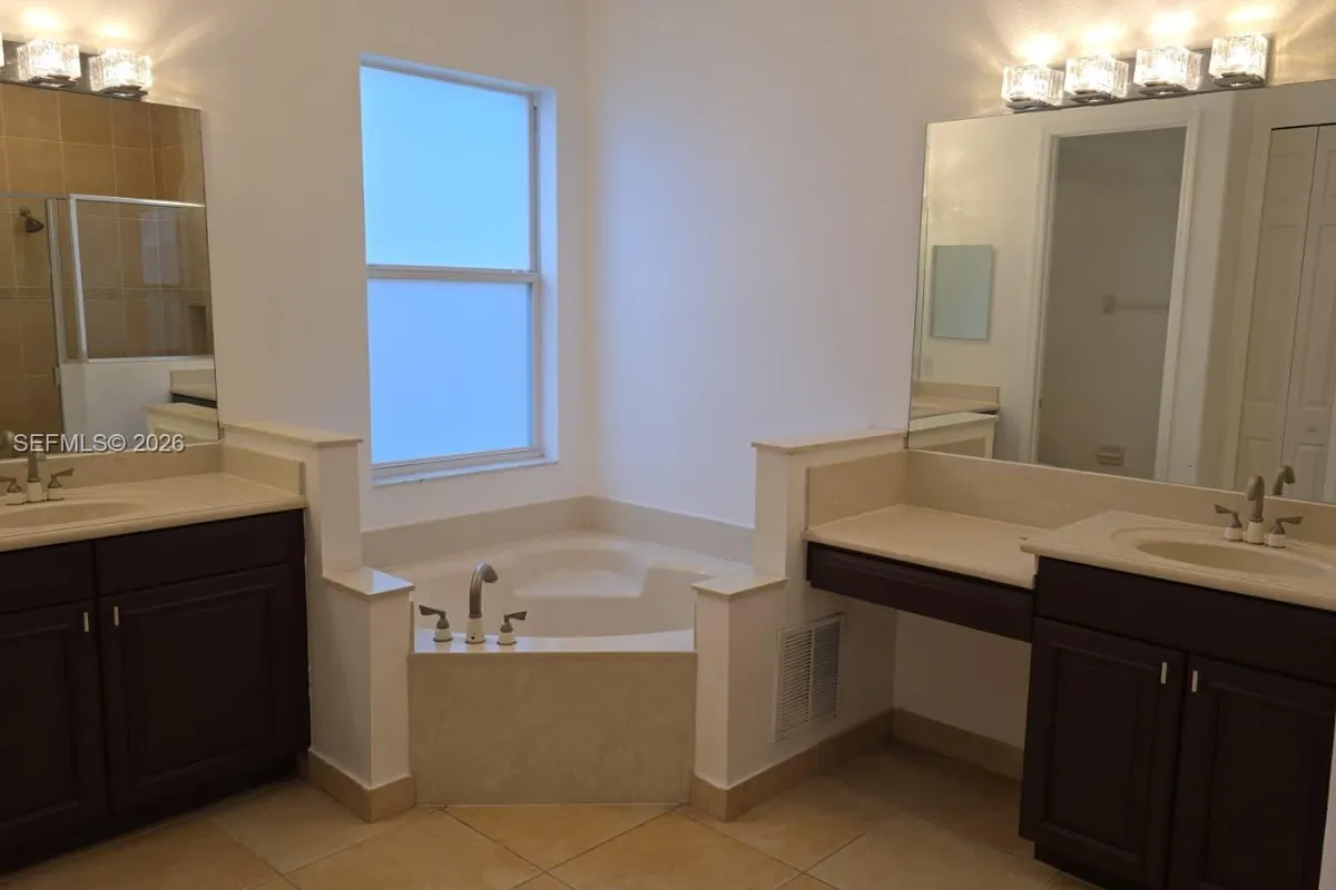 2802 Quiet Water Trail, Kissimmee FL 34744