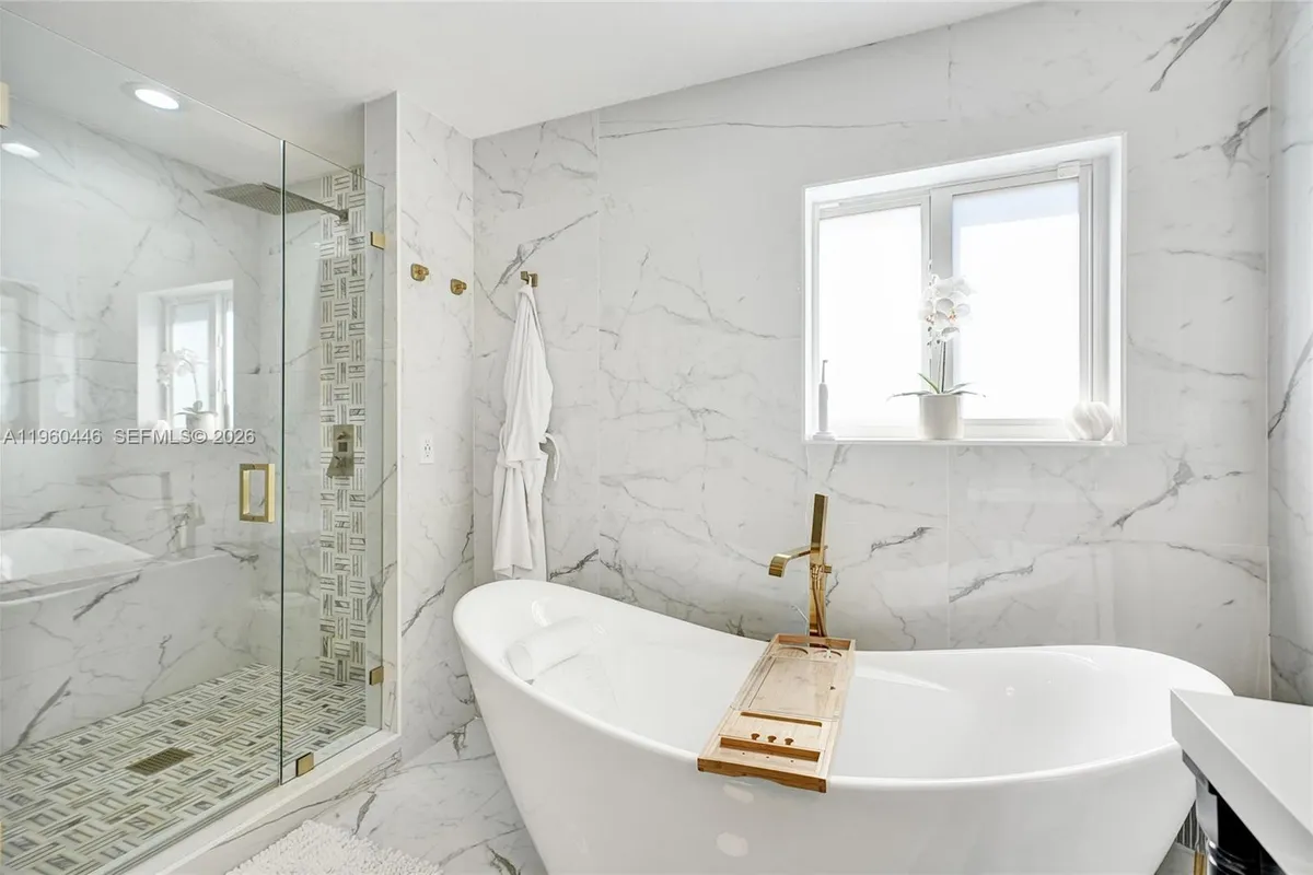 20456 NW 8th Ct, Miami Gardens FL 33169