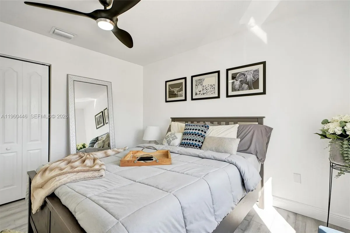 20456 NW 8th Ct, Miami Gardens FL 33169