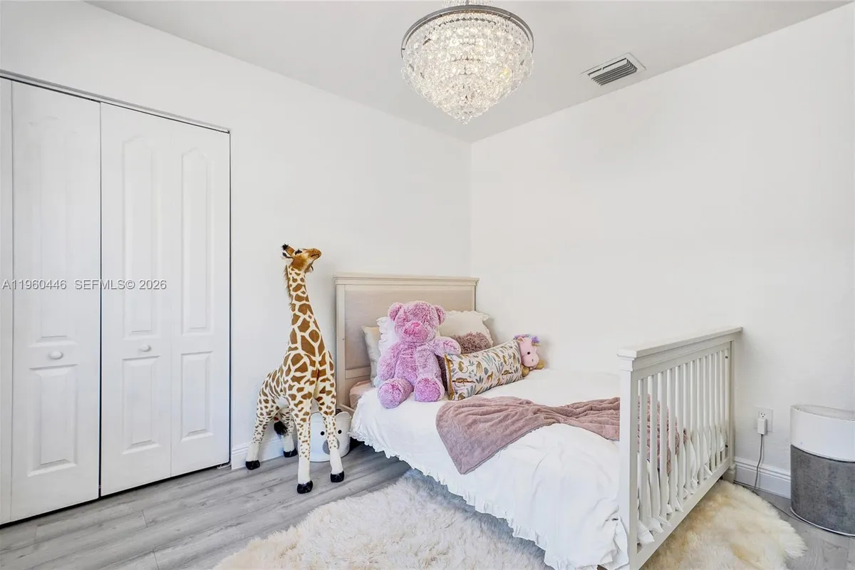 20456 NW 8th Ct, Miami Gardens FL 33169