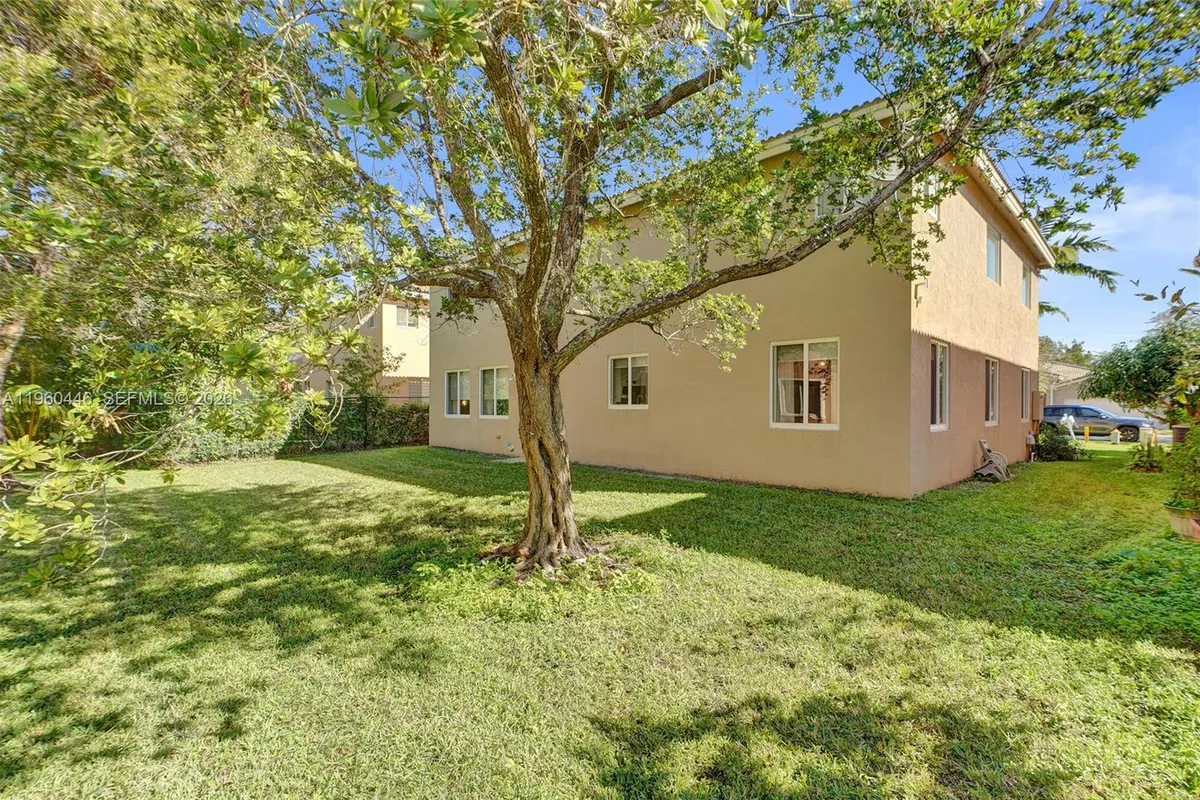 20456 NW 8th Ct, Miami Gardens FL 33169