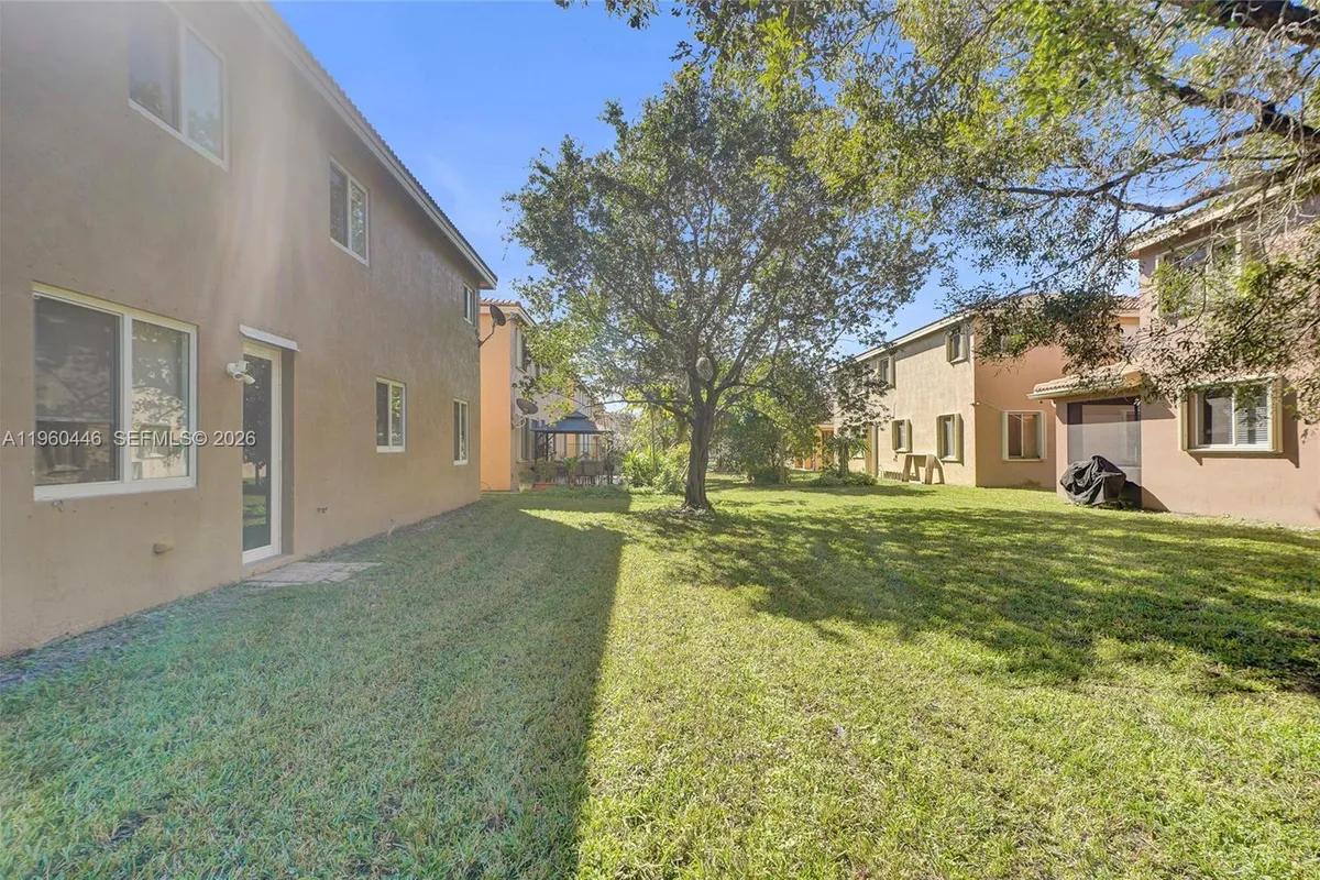 20456 NW 8th Ct, Miami Gardens FL 33169