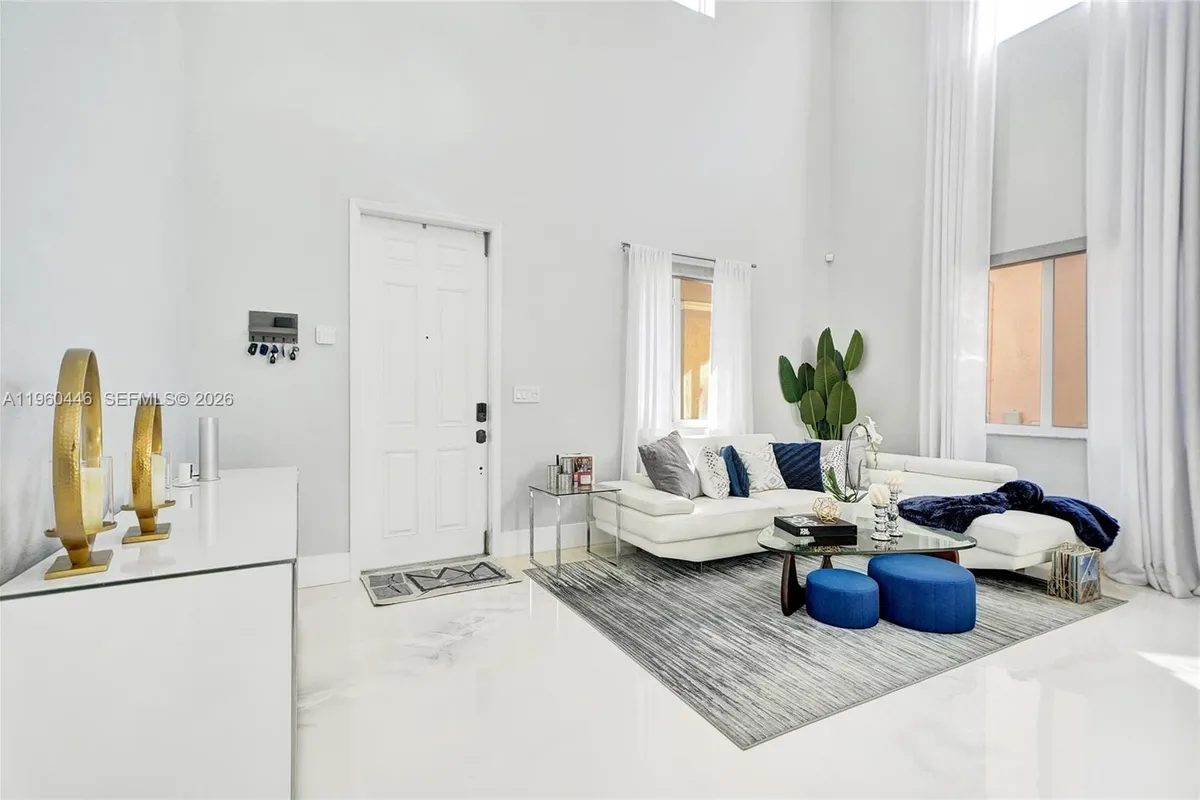 20456 NW 8th Ct, Miami Gardens FL 33169