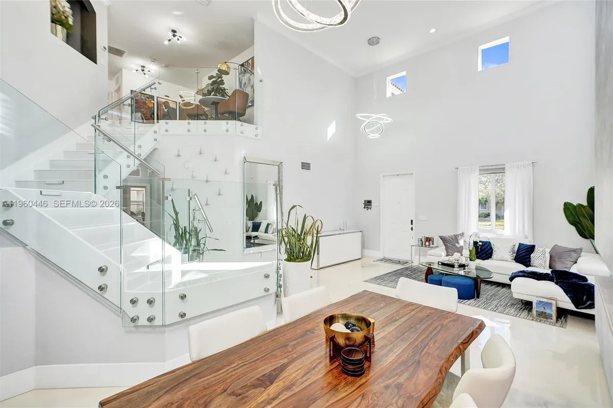 20456 NW 8th Ct, Miami Gardens FL 33169