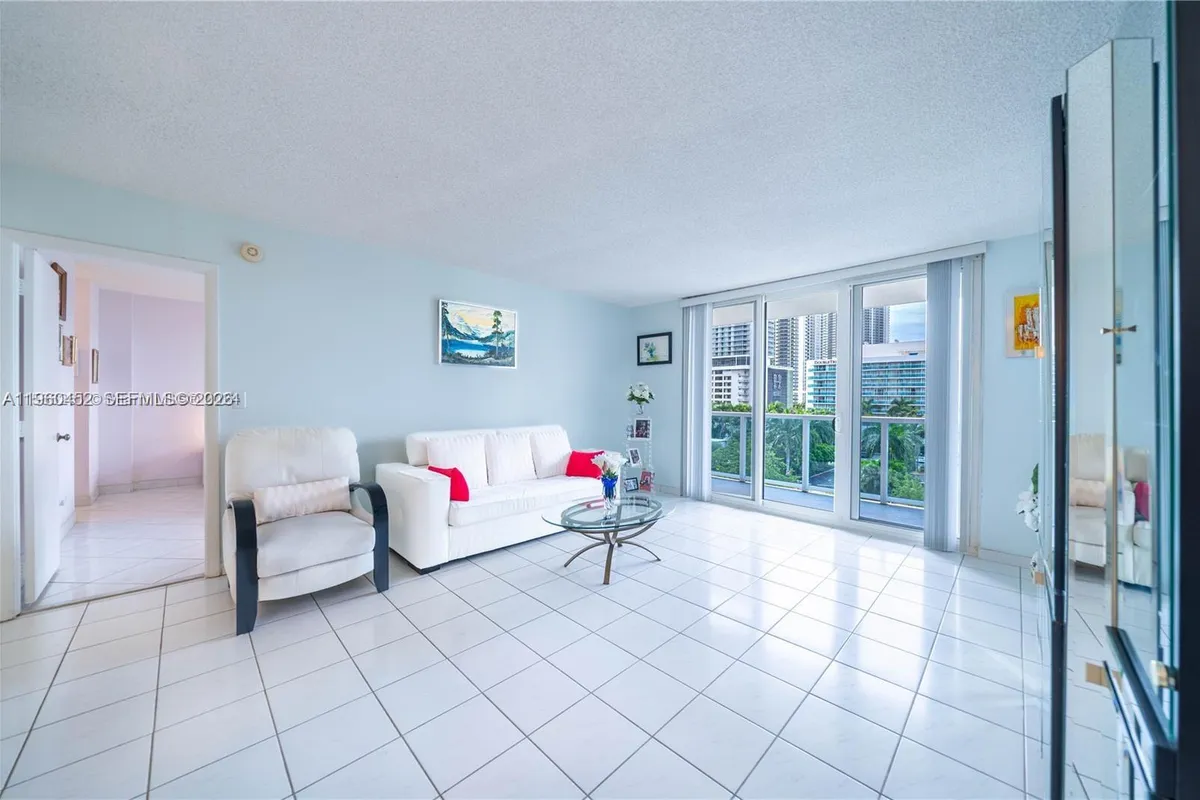 3800 S Ocean Dr # 508, Hollywood FL 33019